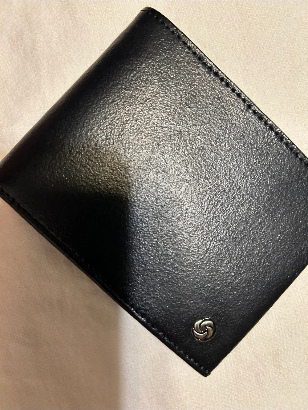 Samsonite Black Leather Bi-Fold Card Holder Wallet